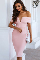 Robe bandage fendue dans le dos et épaules dénudées